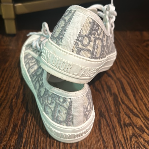 Christian Dior Paris Walk ‘N’ Dior sneaker colors grey and white - Picture 5 of 6